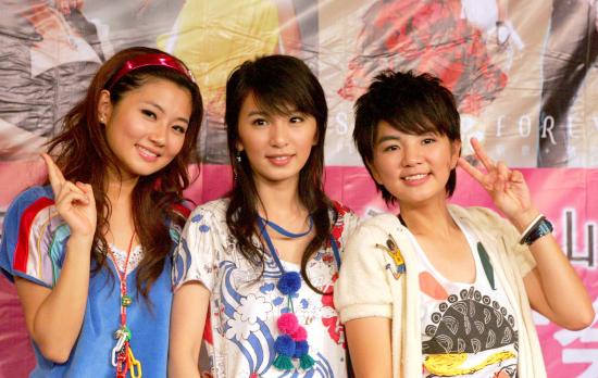 S.H.E济南宣传新专辑 可爱俏皮活力四射点燃泉城