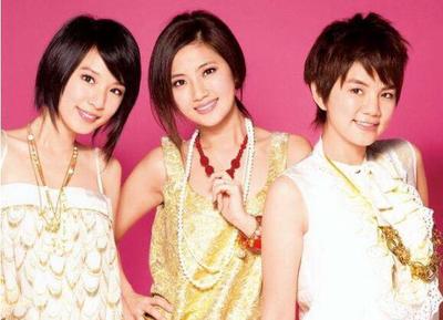 S.H.E 18周年不合体！Ella晒照庆祝，粉丝喊话期待合体愿望成真